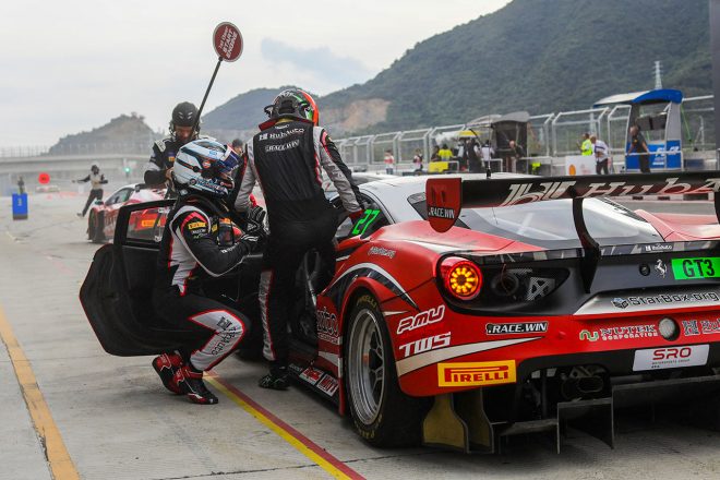 27号車フェラーリ488 GT3