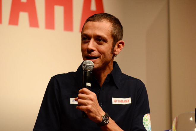 冒頭でMotoGPファンに向け、「集まってくれてありがとう」とロッシ