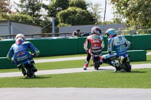 最後はほとんどのMotoGPライダーがショートカットをする場面も