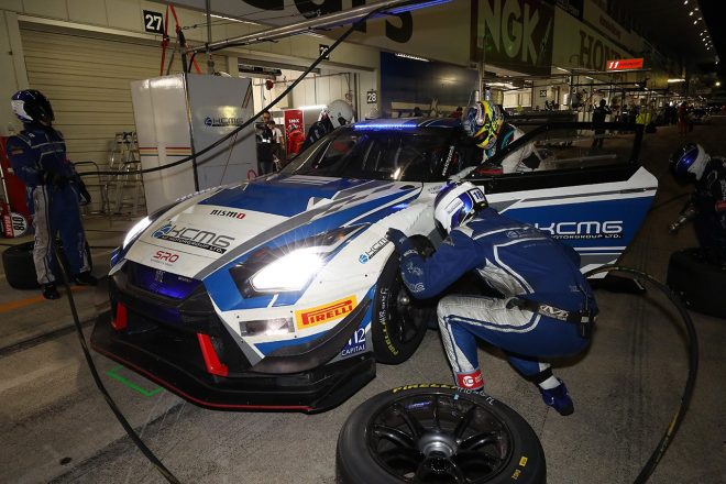 鈴鹿10時間のフリープラクティス2でトップタイムをマークしたKCMGの018号車ニッサンGT-RニスモGT3