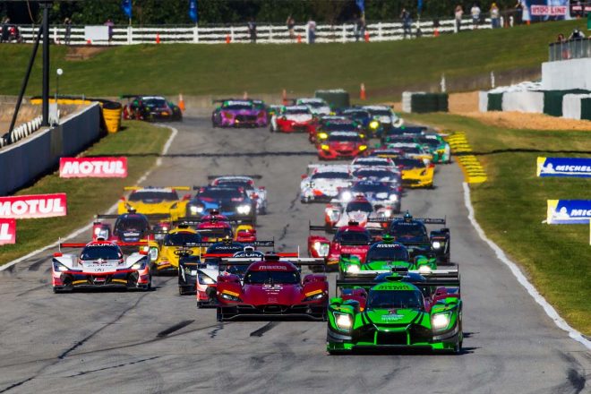 2018IMSA WSCC第12戦プチ・ル・マン スタートシーン