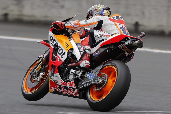 「スピンさせてプッシュし続けることを好んでいる」と語るマルク・マルケス