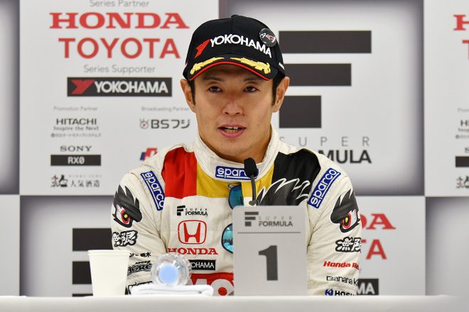 スーパーフォーミュラ最終戦鈴鹿で優勝しチャンピオンを獲得した山本