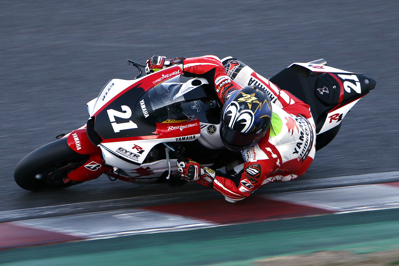 中須賀克行（YAMAHA FACTORY RACING TEAM）