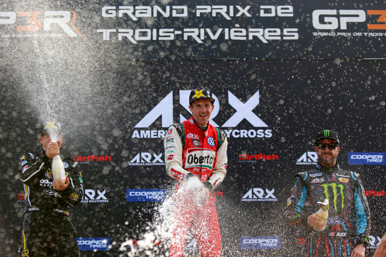 ARXの初代王者に輝いたスコット・スピード（中央）が2019年にスバルへ移籍する