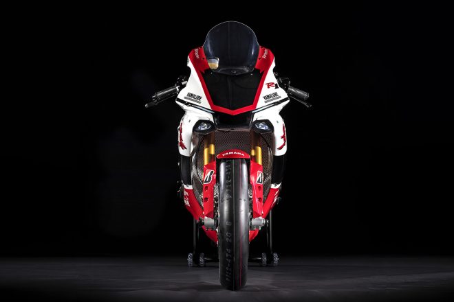 ヤマハYZF-R1 GYTR（フロント）