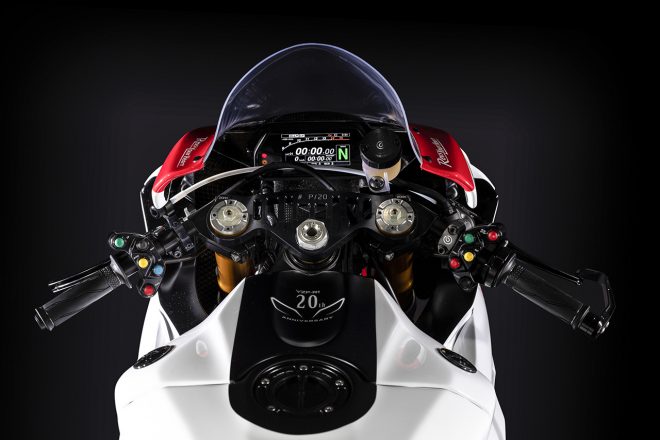 ヤマハYZF-R1 GYTRのハンドル回り