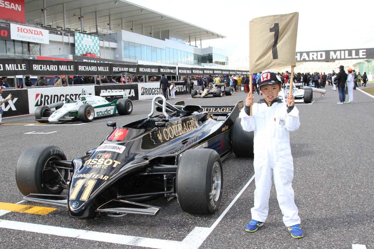 Masters Historic F1 グリッドキッズ