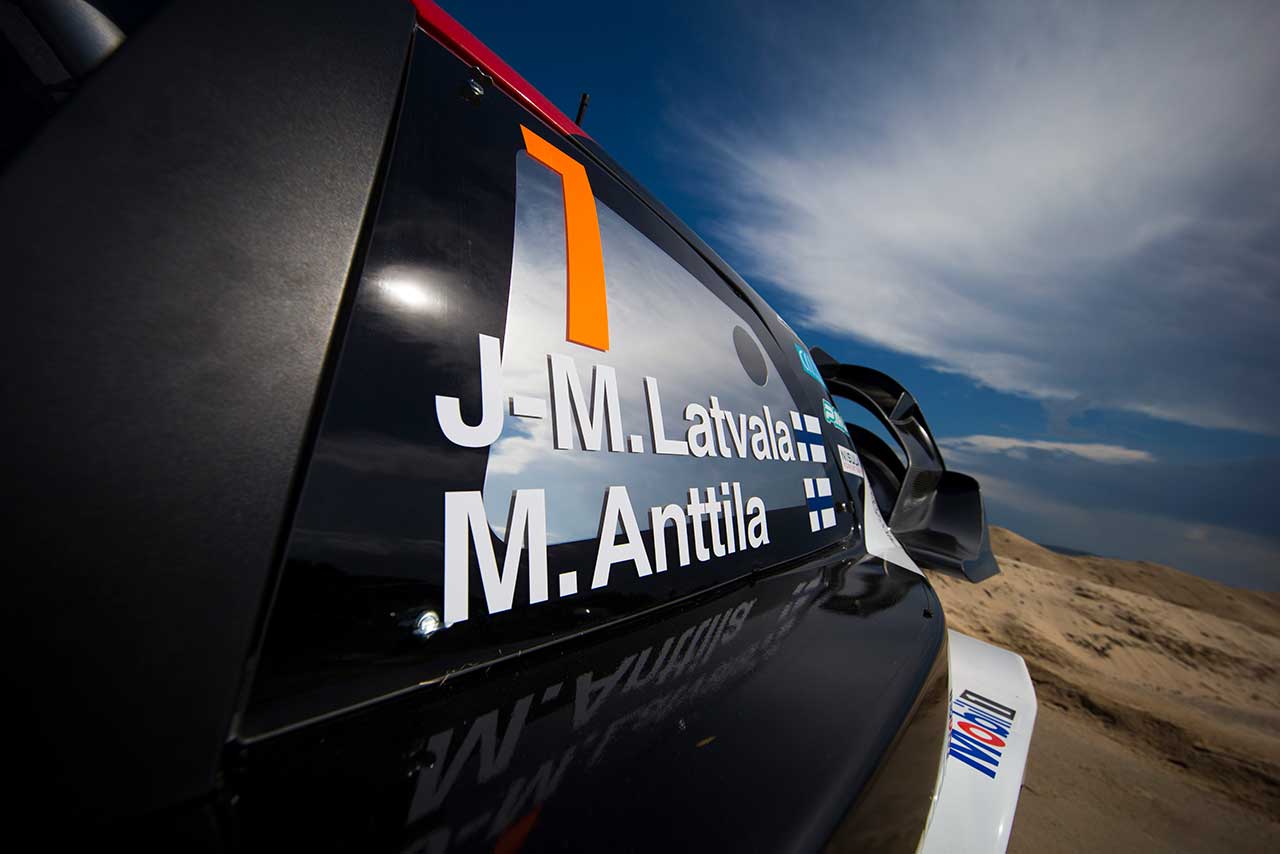 2018年のWRC最終戦を制したヤリ-マティ・ラトバラ（トヨタ・ヤリスWRC）