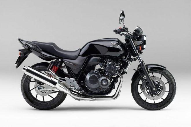 CB400 SUPER FOUR ダークネスブラックメタリック