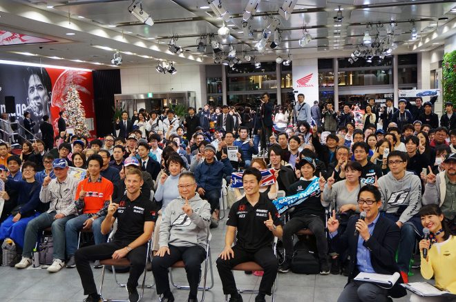 2018 SUPER GT 応援感謝 ファンミーティングに参加した山本尚貴とジェンソン･バトン