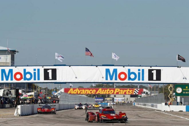 バンピーな路面で知られるセブリング・インターナショナル・レースウェイ