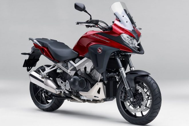 ホンダ VFR800X キャンディープロミネンスレッド