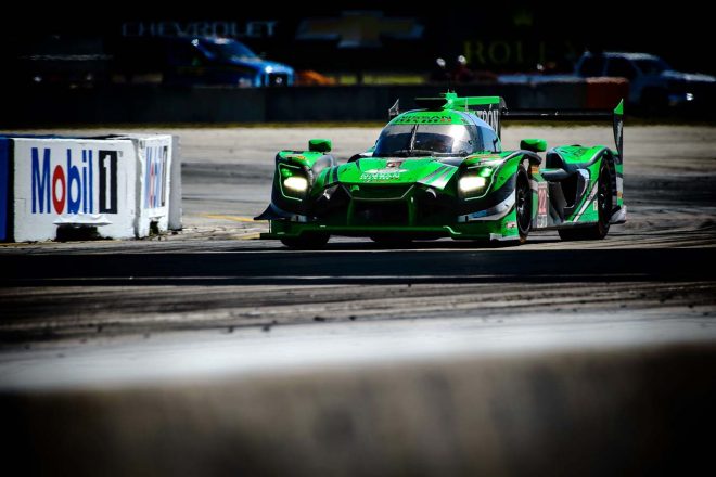 2018セブリング12時間で総合優勝を飾ったテキーラ・パトロン・ESMの22号車ニッサンDPi