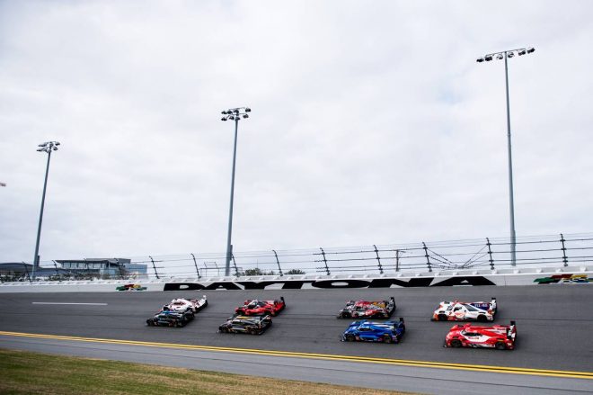 DPiは現在、キャデラック、ニッサン、マツダ、アキュラの4メーカーが参戦している