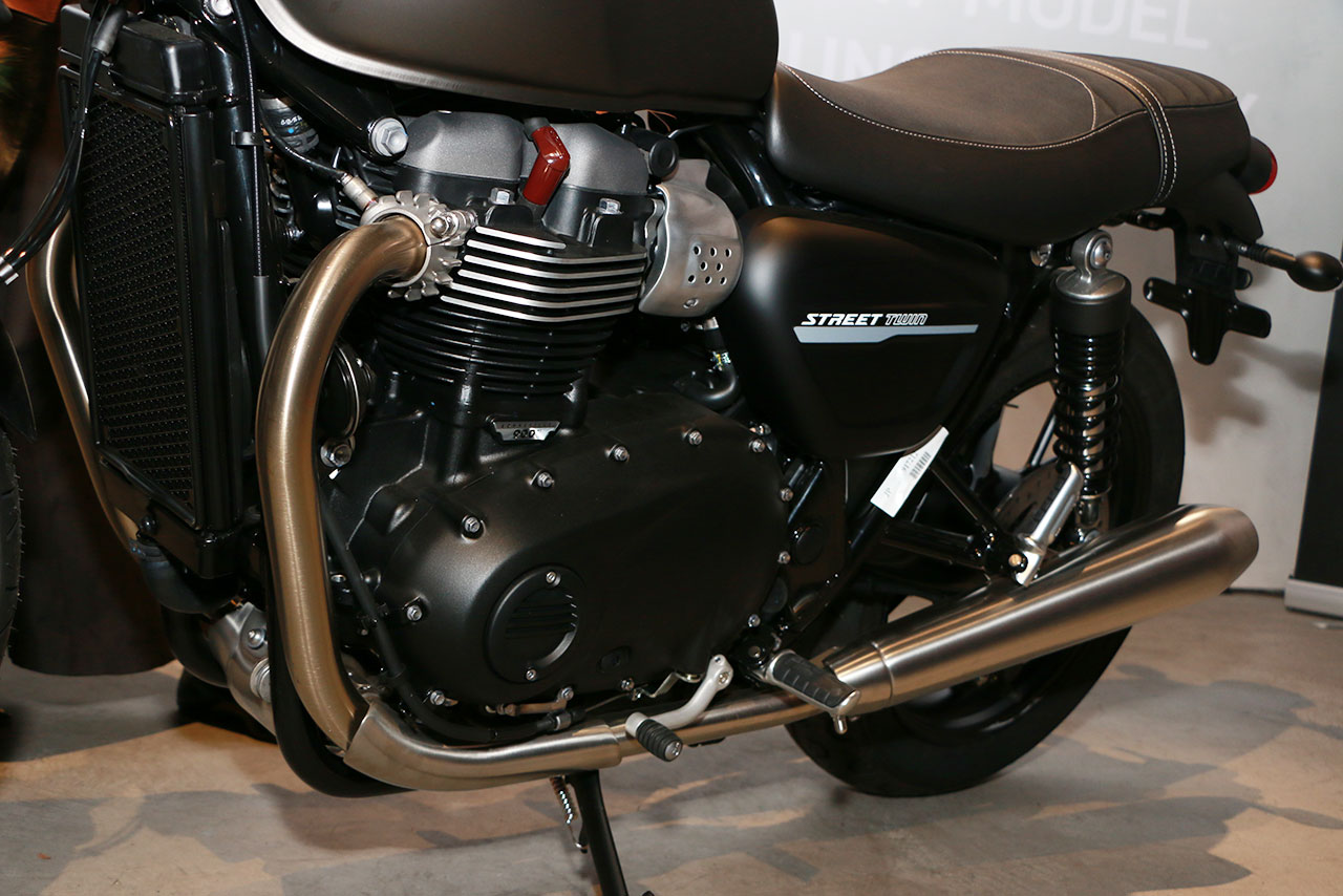 先代モデルより大幅に改良された900ccボンネビルエンジン