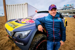 2019年はプライベーターとしてプジョーを走らせダカールラリーに参戦するセバスチャン・ローブ