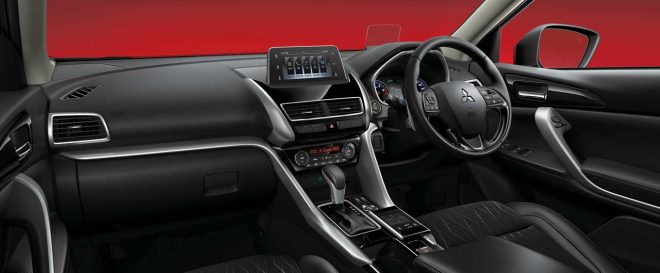 『ミツビシ・エクリプス クロス』インテリア