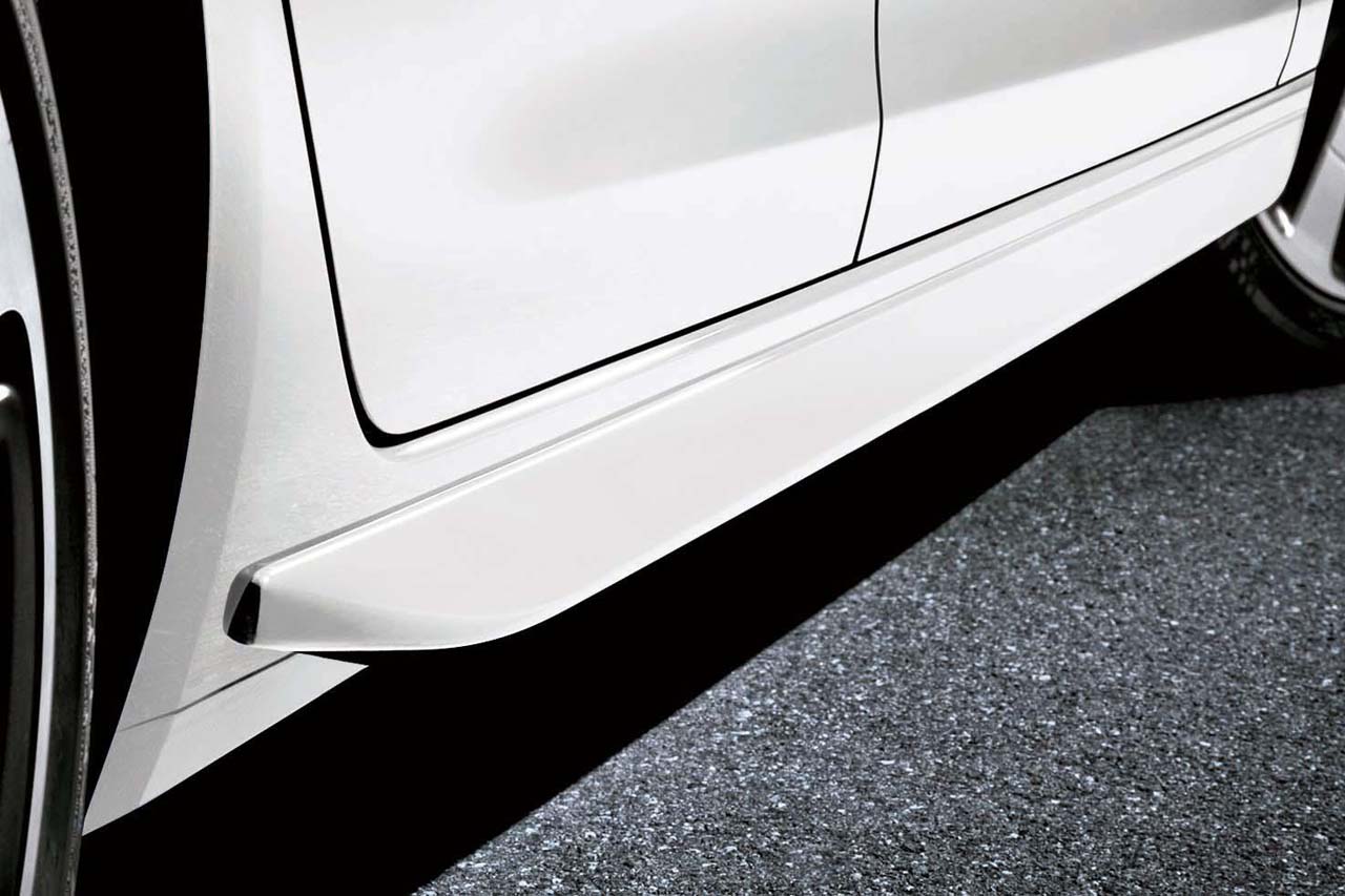 GT Line エクステリア （サイドスカート）