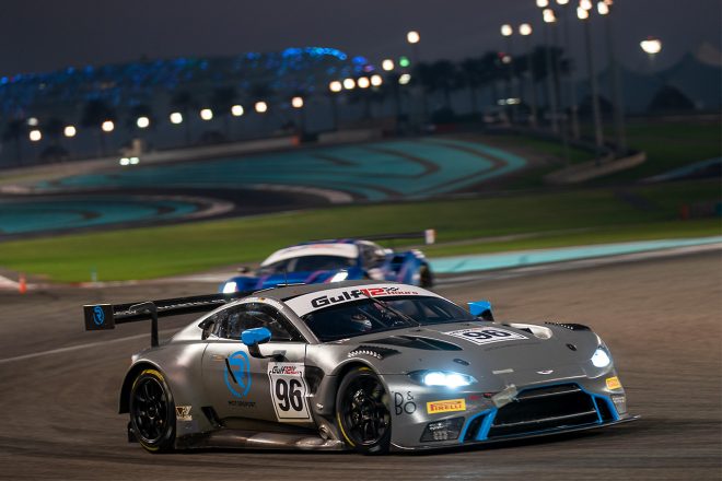 Rモータースポーツのアストンマーチン・バンテージGT3