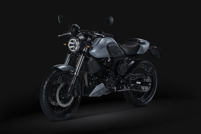 GPXの『Gentleman 200』（ジェントルマン200）