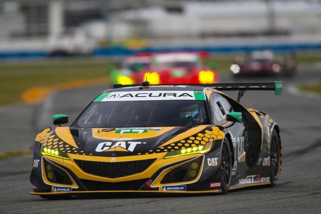 ピットセレクション予選で首位となったマイヤー・シャンク・レーシングの57号車アキュラNSX GT3エボ