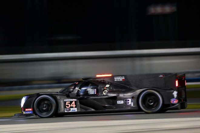 コア・オートスポーツの54号車ニッサンDPi