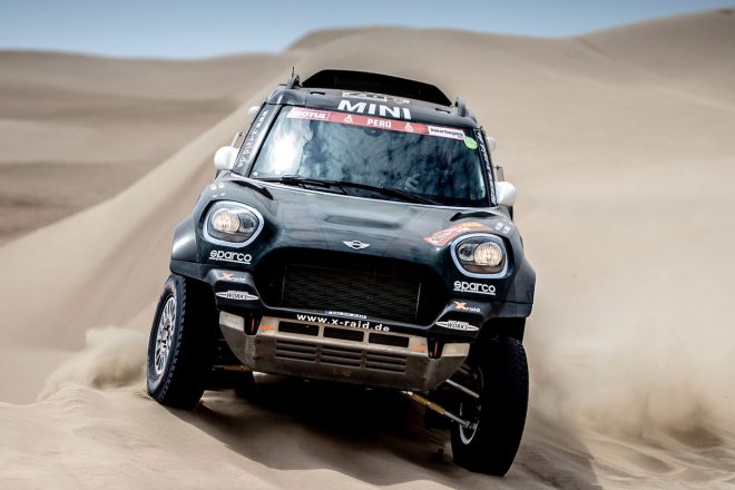 ローブに続いてステージ2位を獲得したホアン・ナニ・ロマ（ミニ・ジョン・クーパー・ワークス・ラリー）