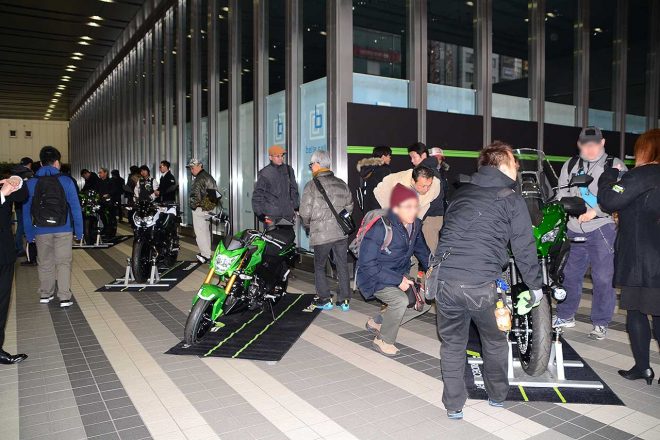 会場では各種モデルに実際にまたがることもできた