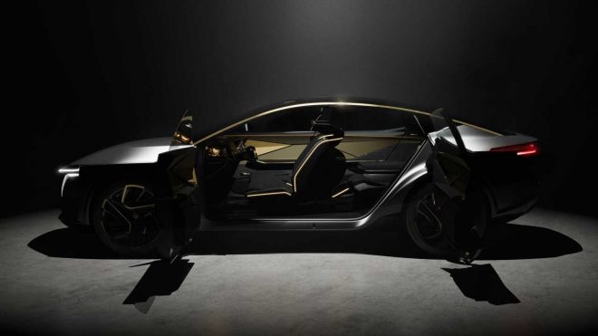 新型EVコンセプトモデル『Nissan IMs』サイドビュー