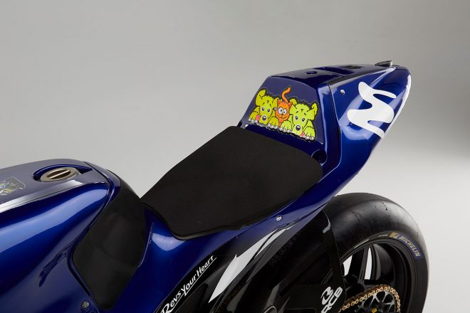 シート回り。後方のクッションはない