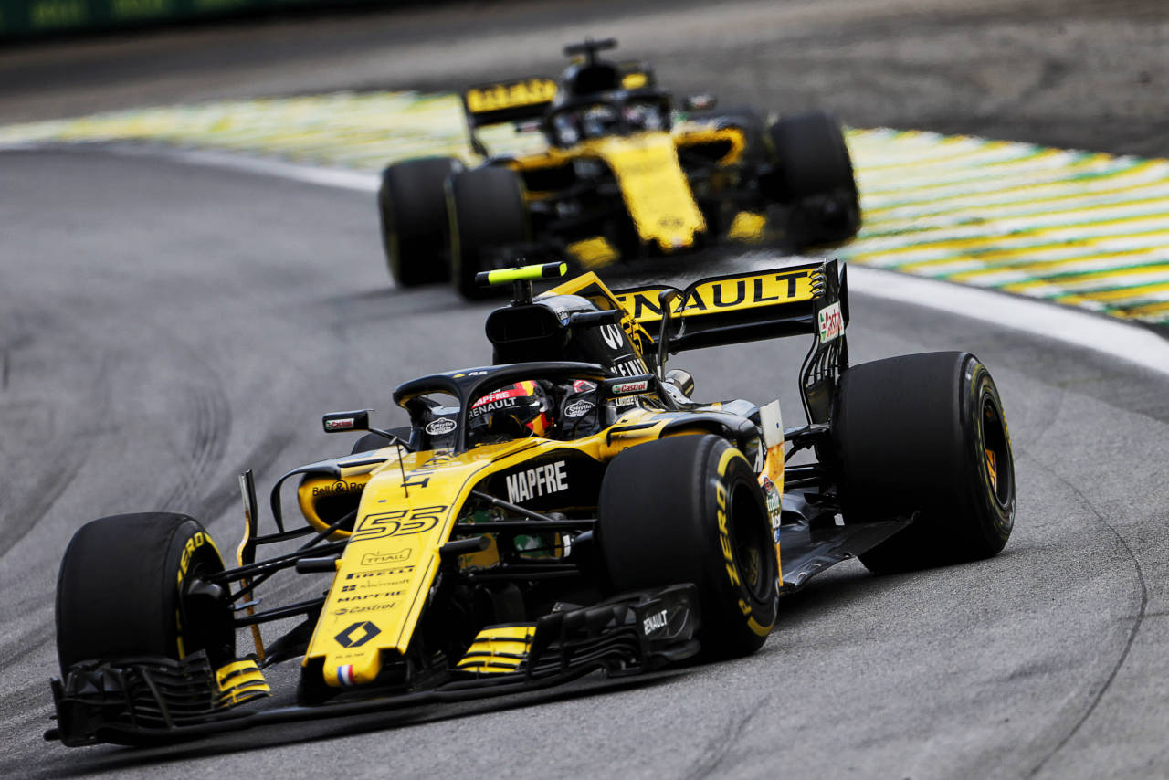 2018年F1第20戦ブラジルGP　カルロス・サインツJr.、ニコ・ヒュルケンベルグ（ルノー）