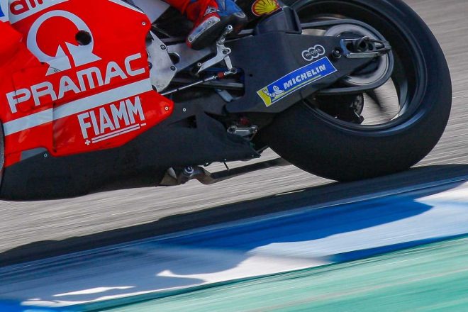 ジャック・ミラーのデスモセディチGP19に装着されたトルクロッドを使用したドゥカティの“平行四辺形状のリヤ”