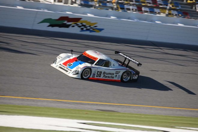 2009年のデイトナ24時間を制したブルモス・レーシングの58号車ライリーMk.11・ポルシェ