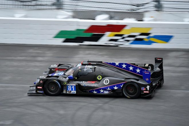 LMP2クラスポールを獲得したドラゴンスピードの81号車オレカ07・ギブソン