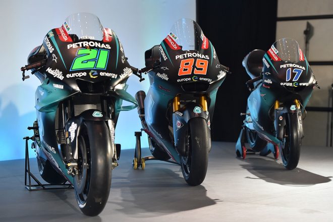 左からMotoGPクラス、Moto2クラス、Moto3クラスそれぞれのマシン