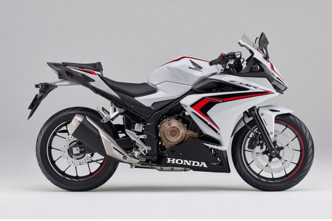 CBR400R（パールグレアホワイト）