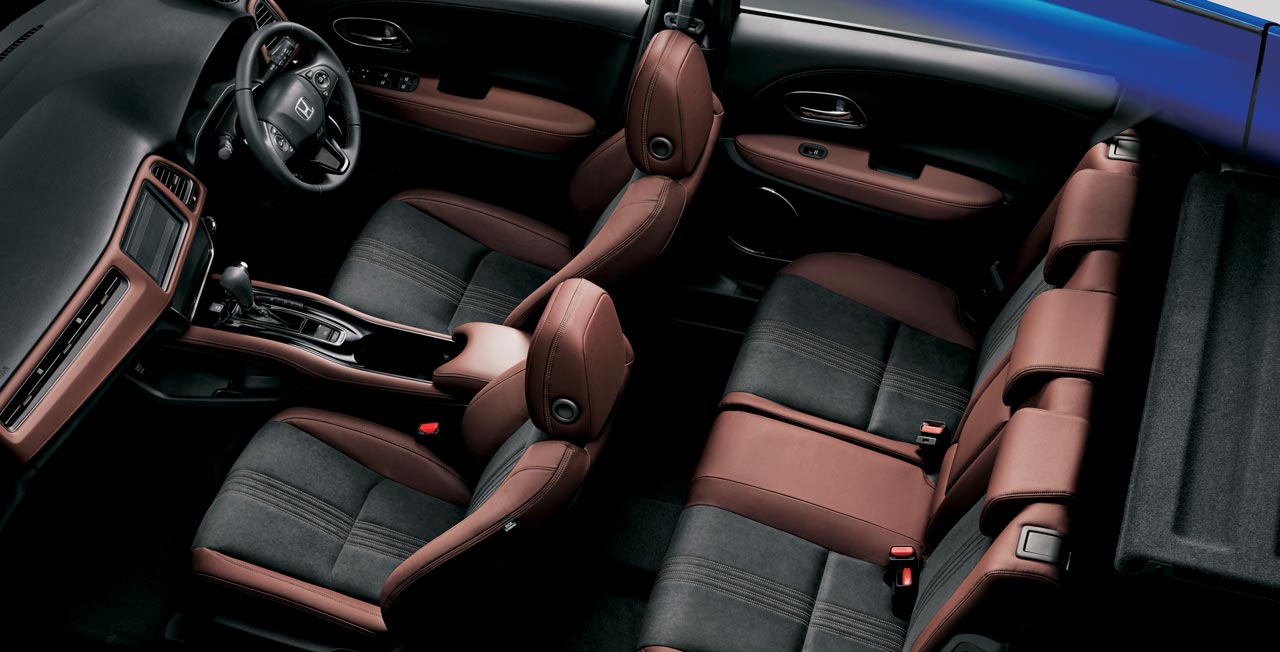 専用コンビシート（ダークグレー＜ウルトラスエード＞／ブラウン）＆専用インテリア