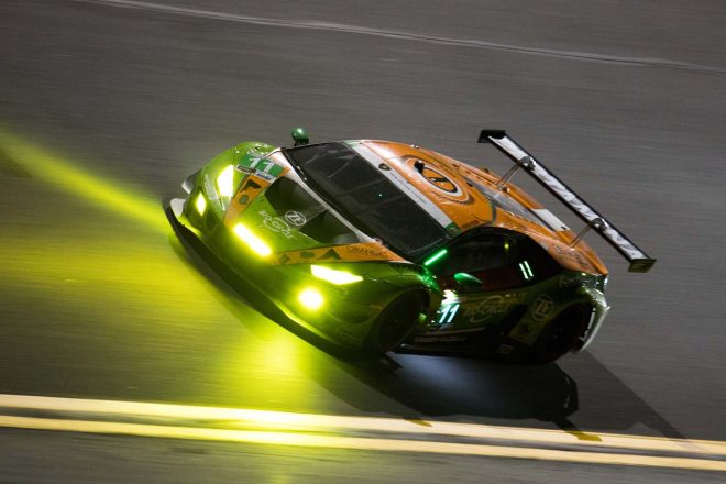 ランボルギーニ・ウラカンGT3エボの初陣で見事デビューウインを飾った11号車ランボルギーニ