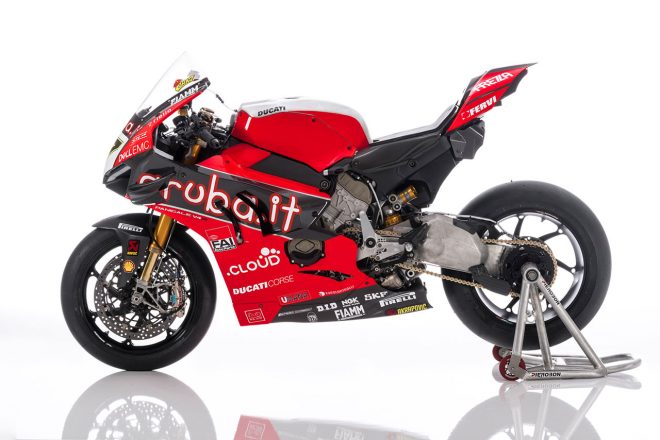 2019SBK ドゥカティ パニガーレV4 R（左サイド）
