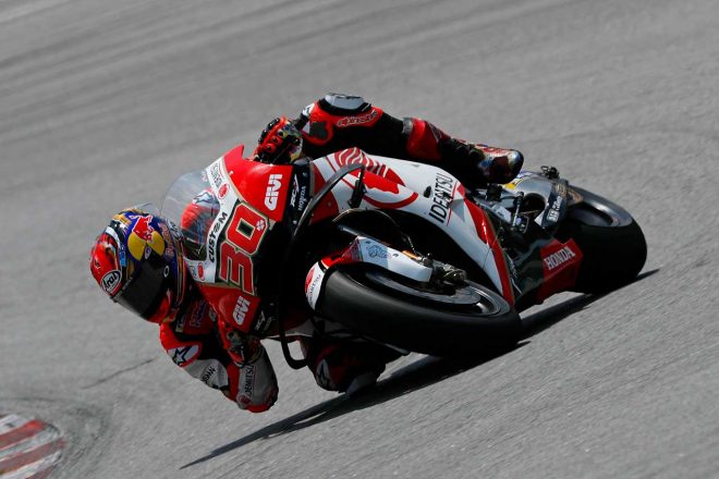 レッドブルアスリートとなった中上。ヘルメットにはレッドブルマークが