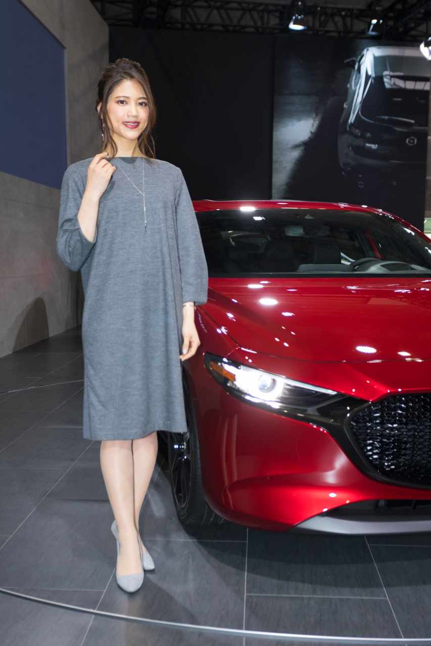 大阪オートメッセ2019コンパニオンギャラリー神崎由莉子／マツダ