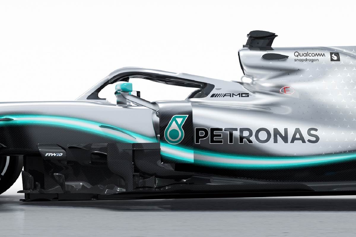 メルセデス W10 EQ Power+ | autosport web