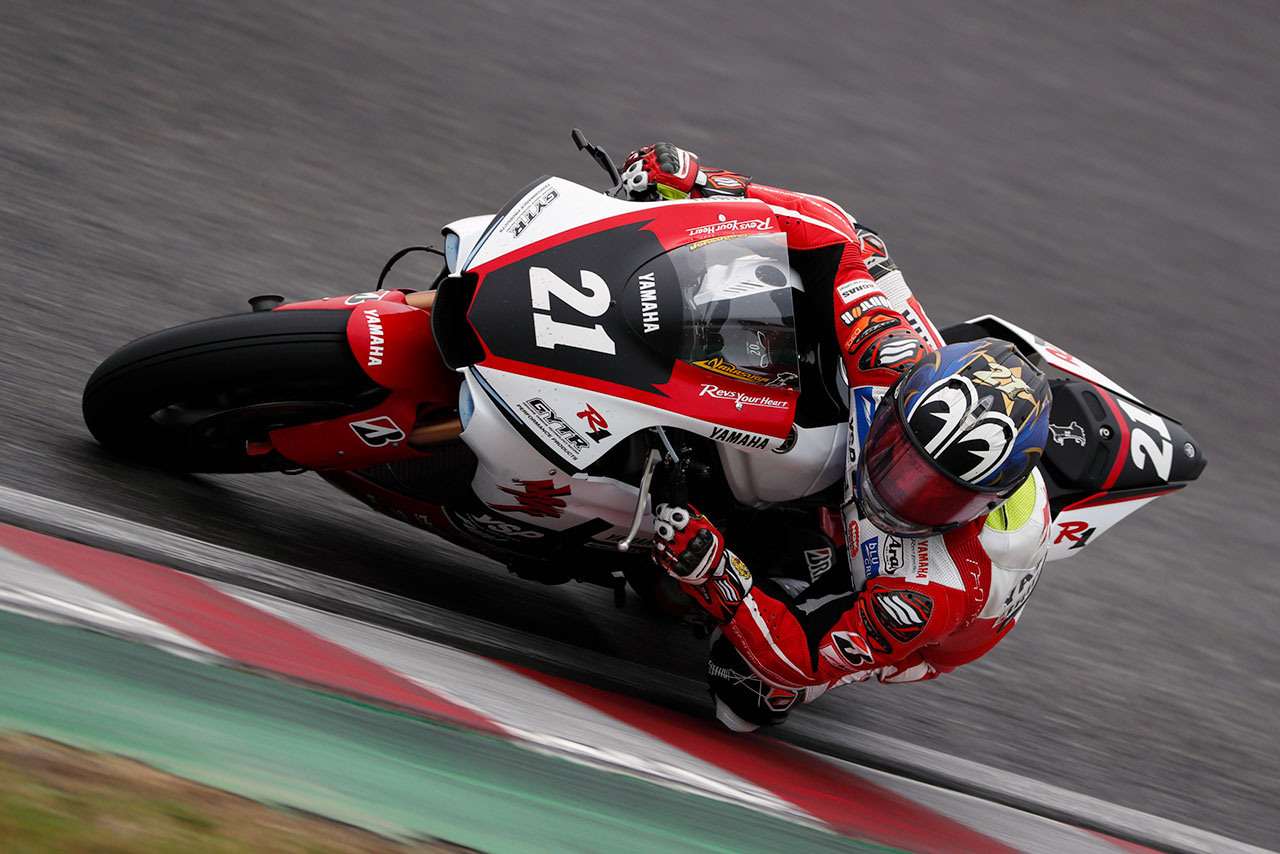 中須賀克行（YAMAHA FACTORY RACING）