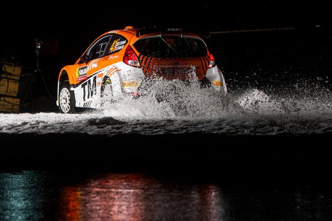 WRC2を戦う勝田貴元（フォード・フィエスタR5）