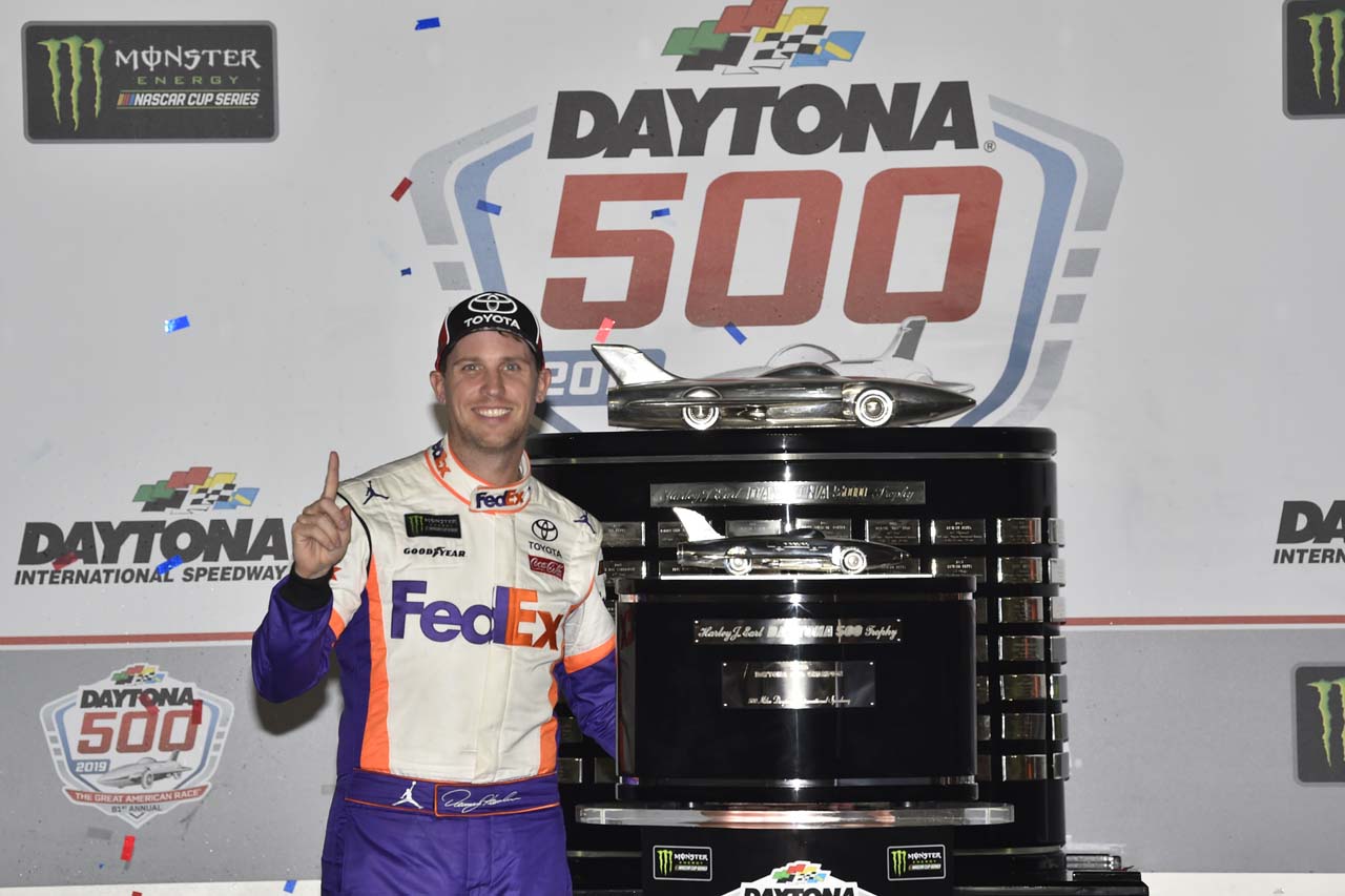 伝統の“デイトナ500”を制したデニー・ハムリン