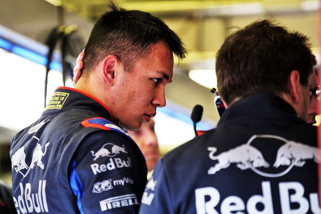 2019年F1バルセロナテスト1回目　アレクサンダー・アルボン　トロロッソ・ホンダSTR14
