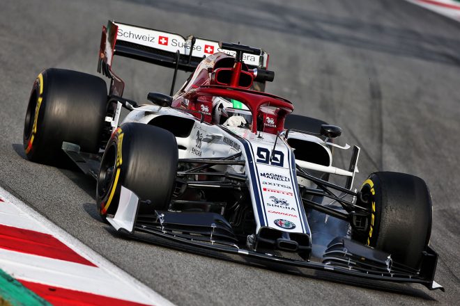 2019年F1バルセロナテスト1回目　アントニオ・ジョビナッツィ　アルファロメオC38