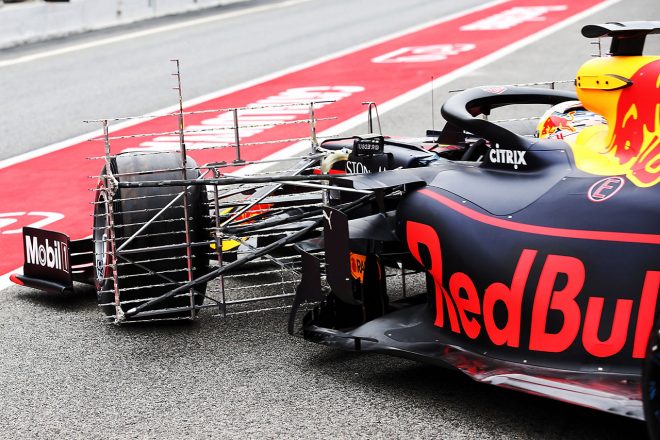 2019年F1バルセロナテスト1回目　マックス・フェルスタッペン　レッドブル・ホンダRB15