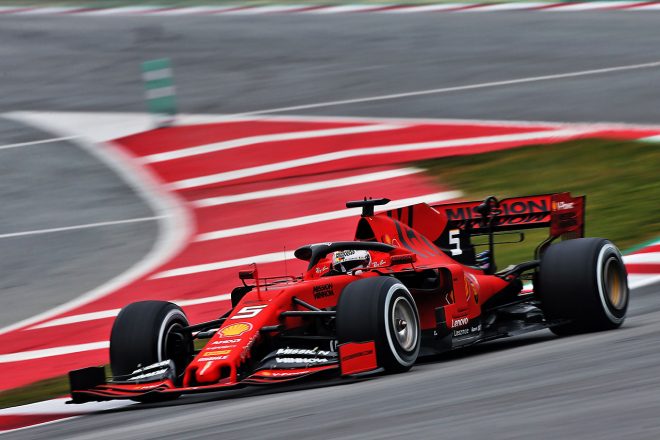 2019年F1バルセロナテスト1回目　セバスチャン・ベッテル　フェラーリSF90